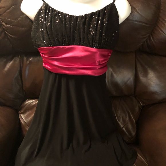 B Darlin Dresses & Skirts - B.Darlin Black Dress